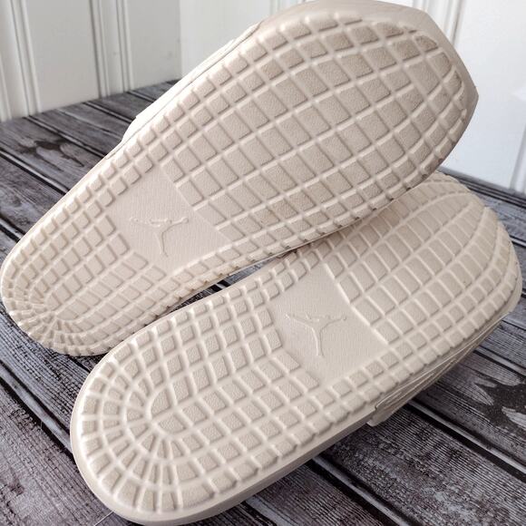 Nike Jordan | Nola Slide CZ8027-201 Slides Sandals in Pearl White Women's 8 - Picture 6 of 7